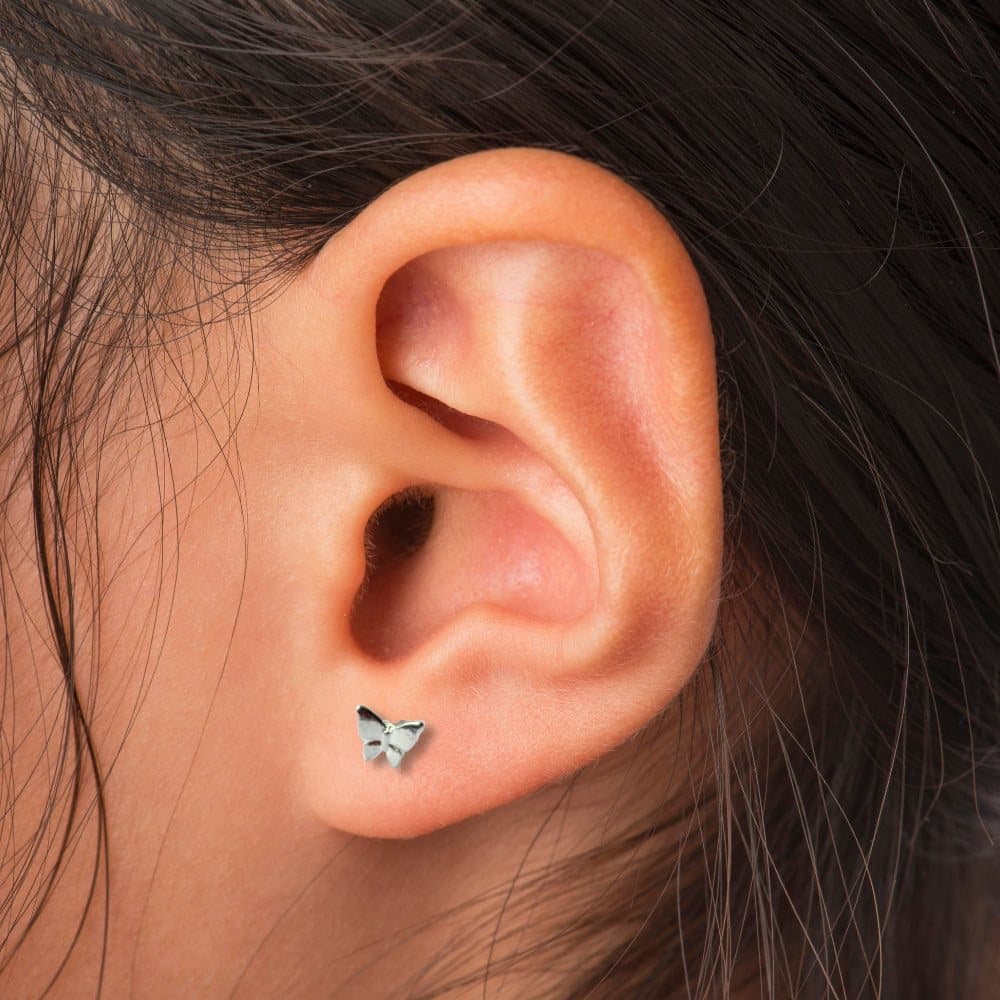 Little butterfly silver stud earrings in sterling silver, 10 mm