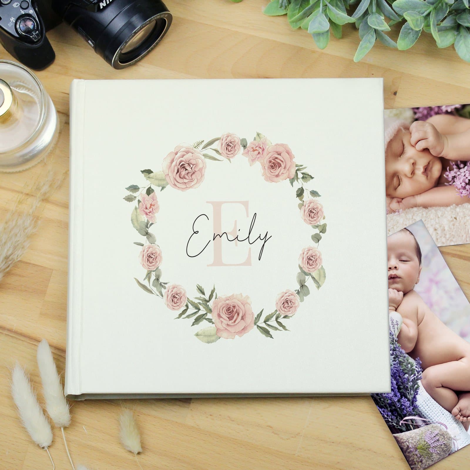 Personalised floral wreath square photo album