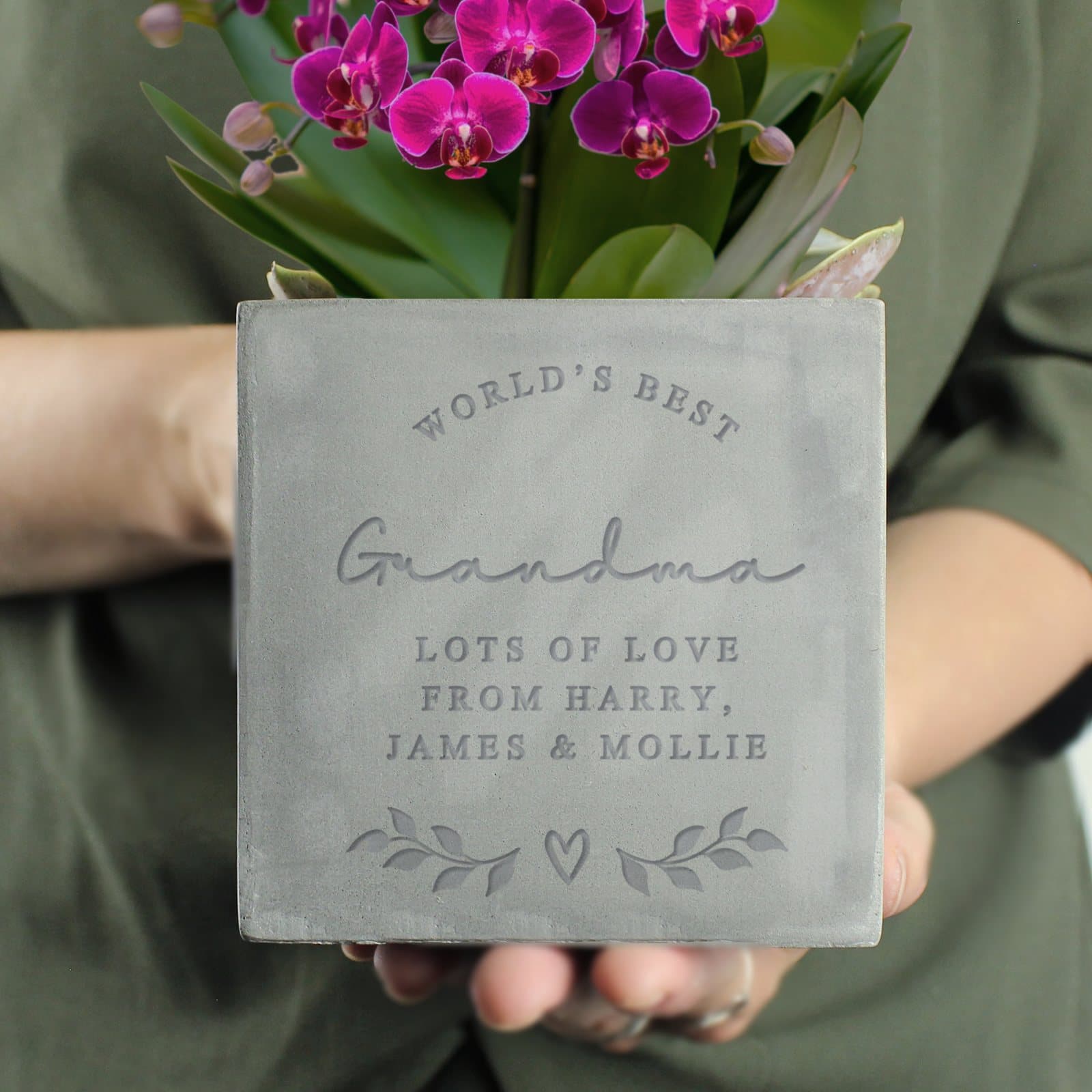 Personalised concrete plant pot with five lines of text
