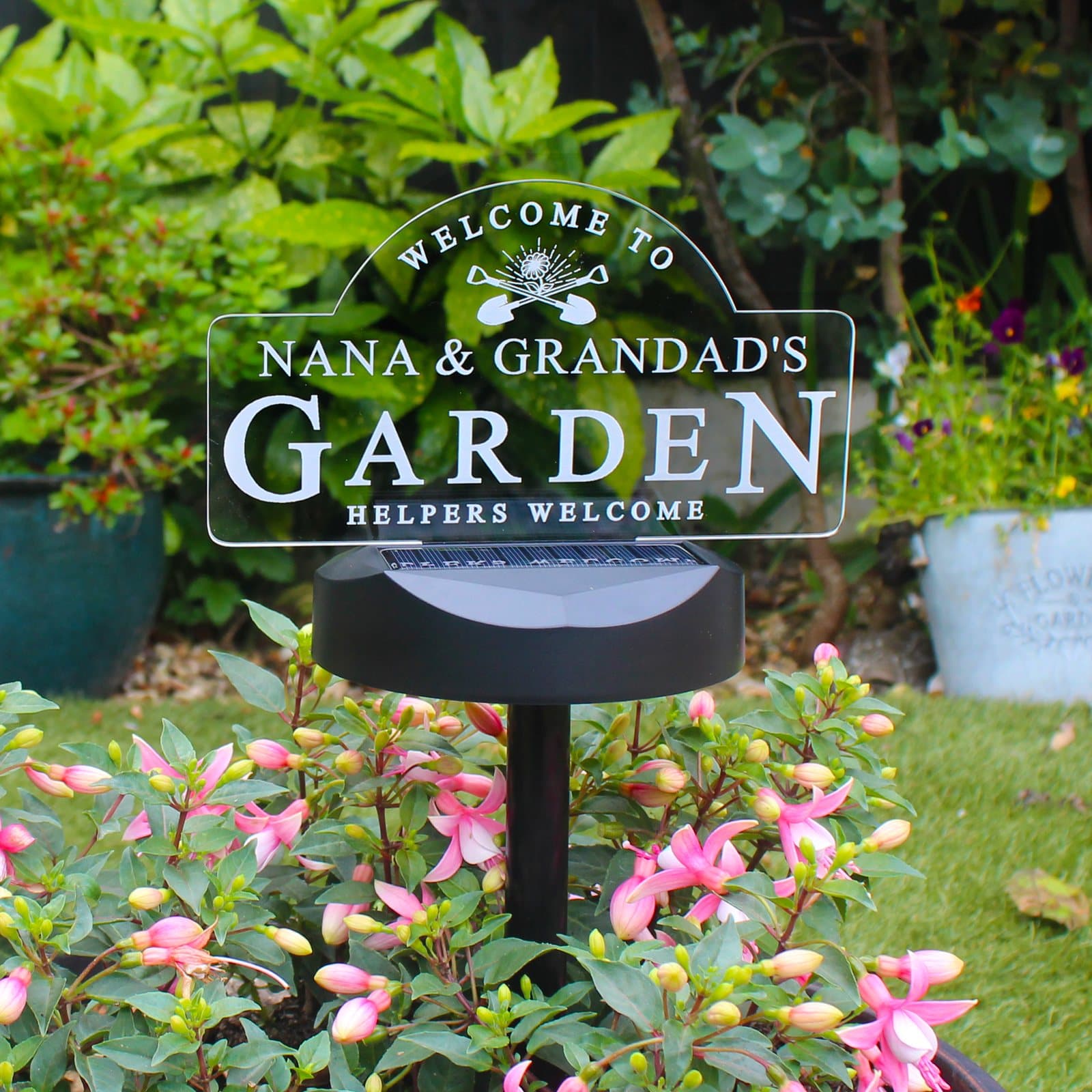 Outdoor solar light garden sign with personalised line of text