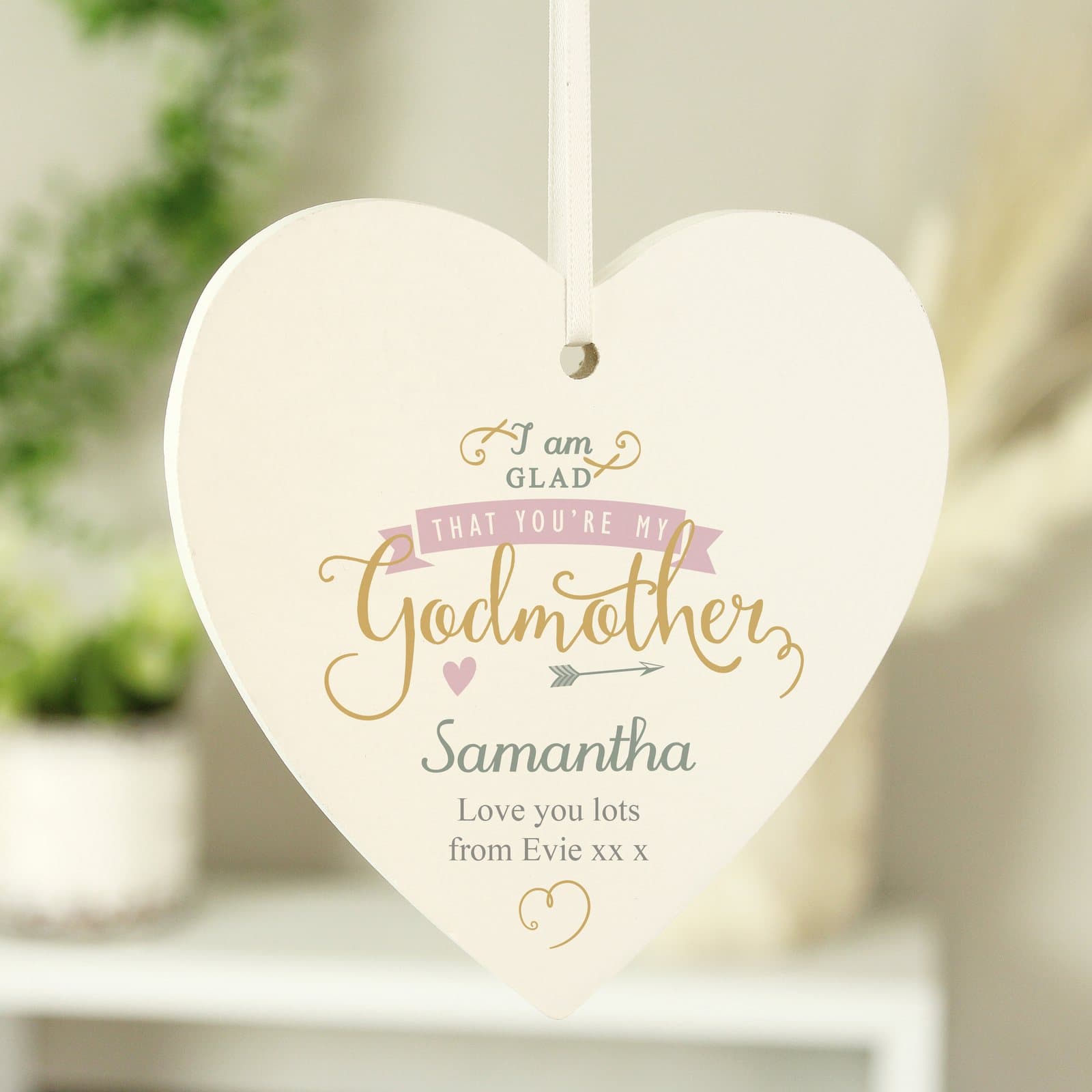 Wooden heart decoration for a godmother with ribbon and personalised text