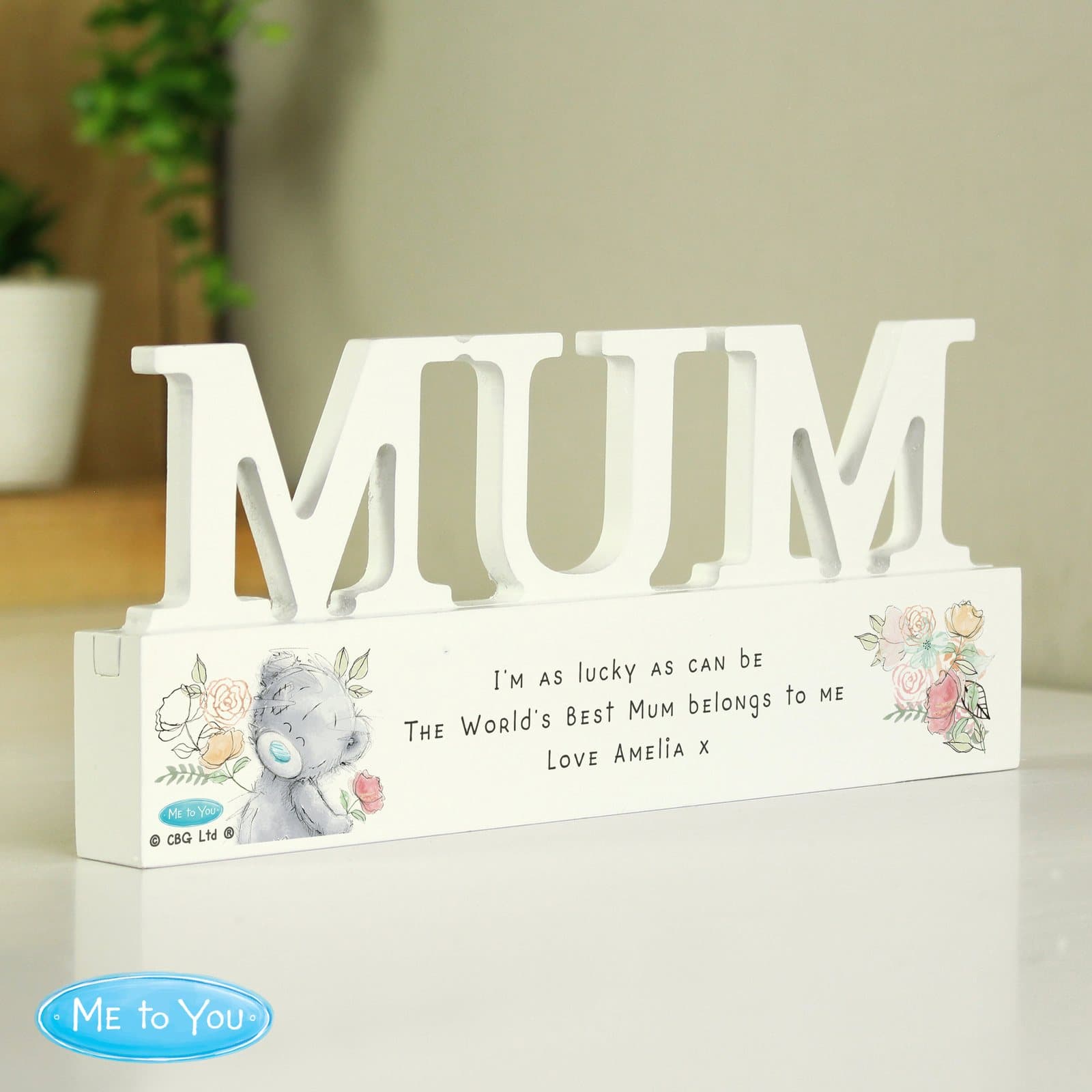 Wooden mum ornament with personalised text