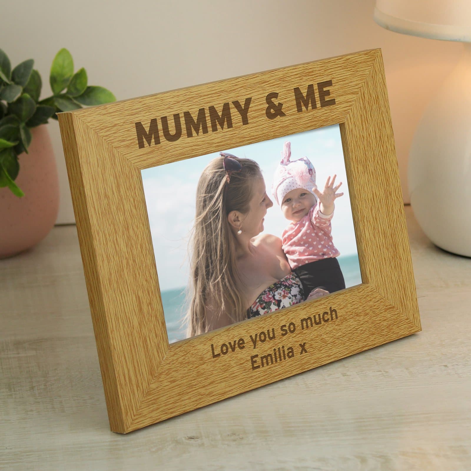 Oak veneer Mummy & Me photo frame with space for a 6x4 photo