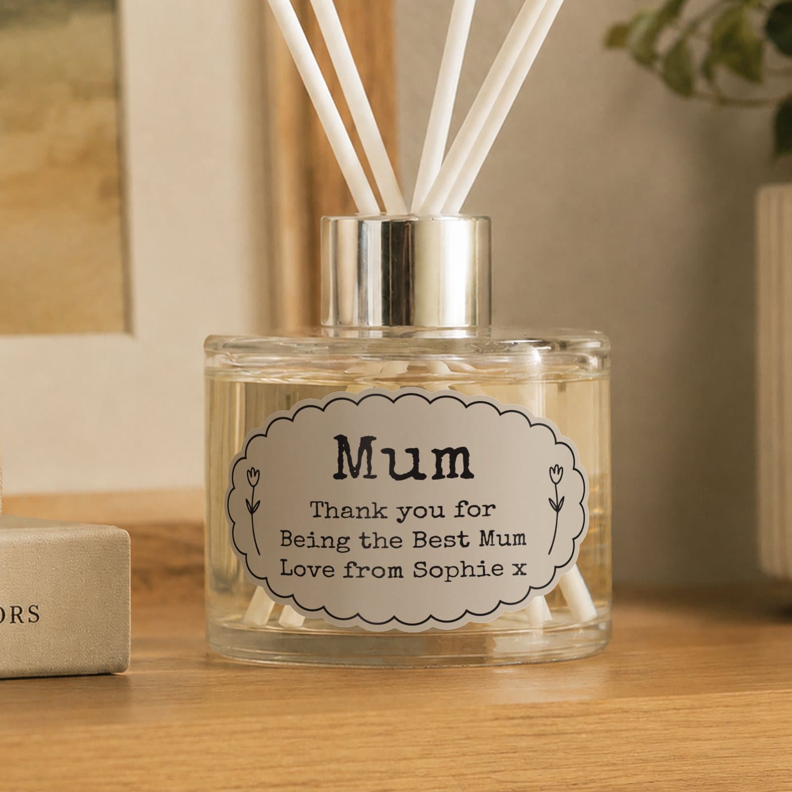 Personalised oval scallop glass reed diffuser with name and message
