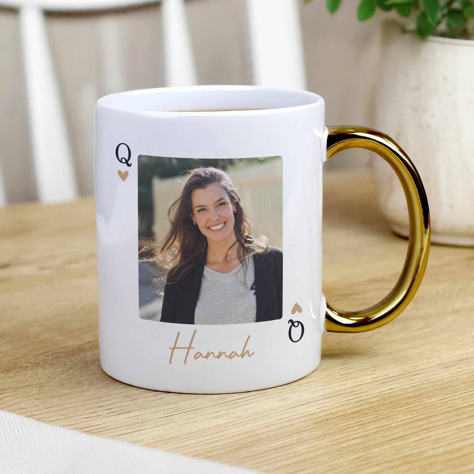 Queen mug with a gold handle, a photo and a name