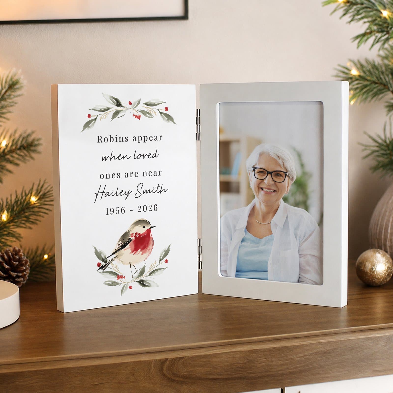 Hinged wooden photo frame with a watercolour robin design