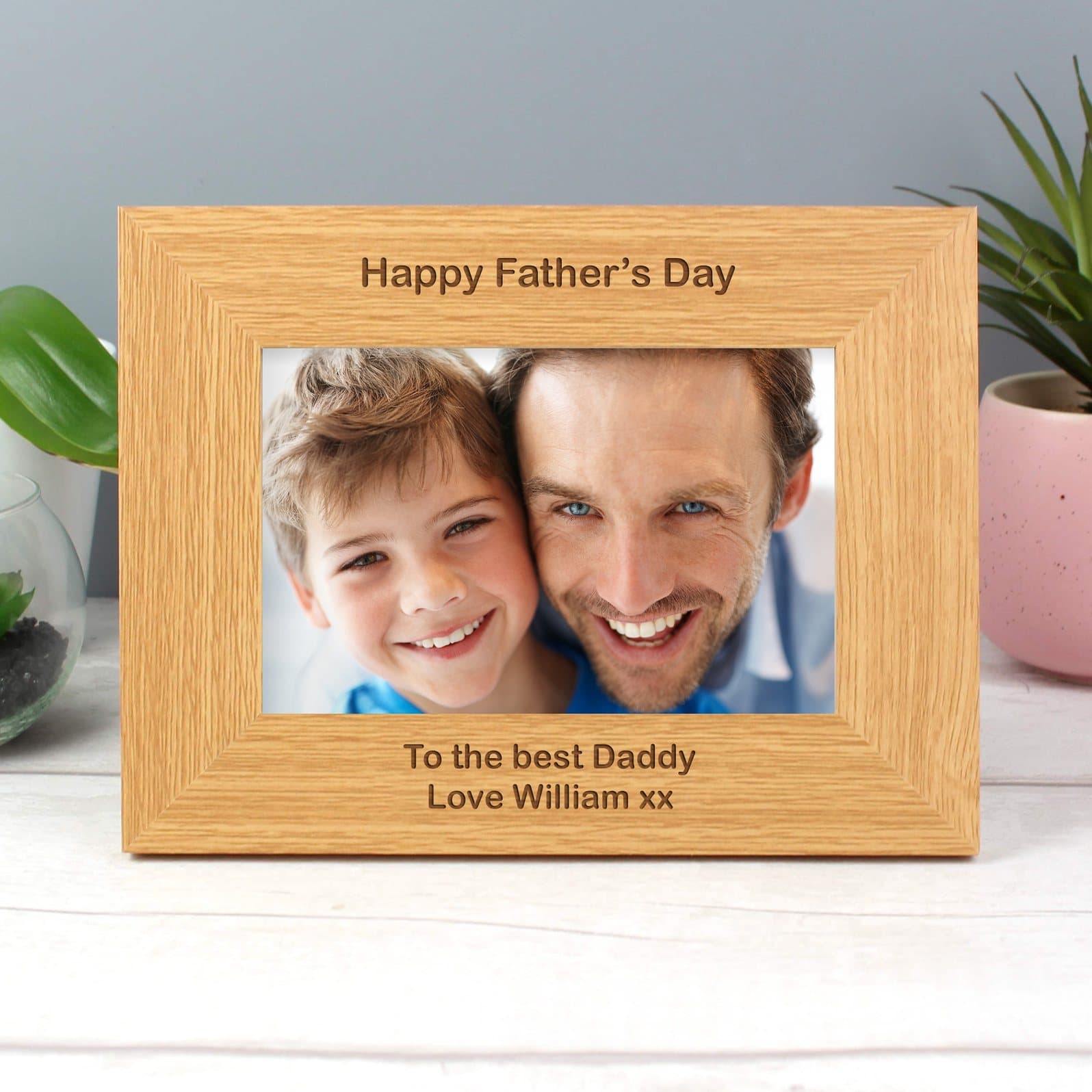 Oak finish landscape photo frame with text above and below the photo