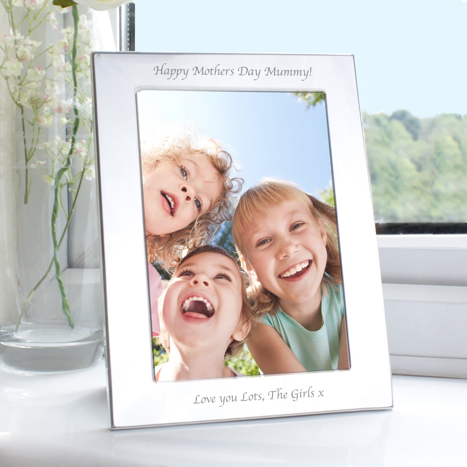 Silver 5x7 photo frame with personalised text above and below the photo