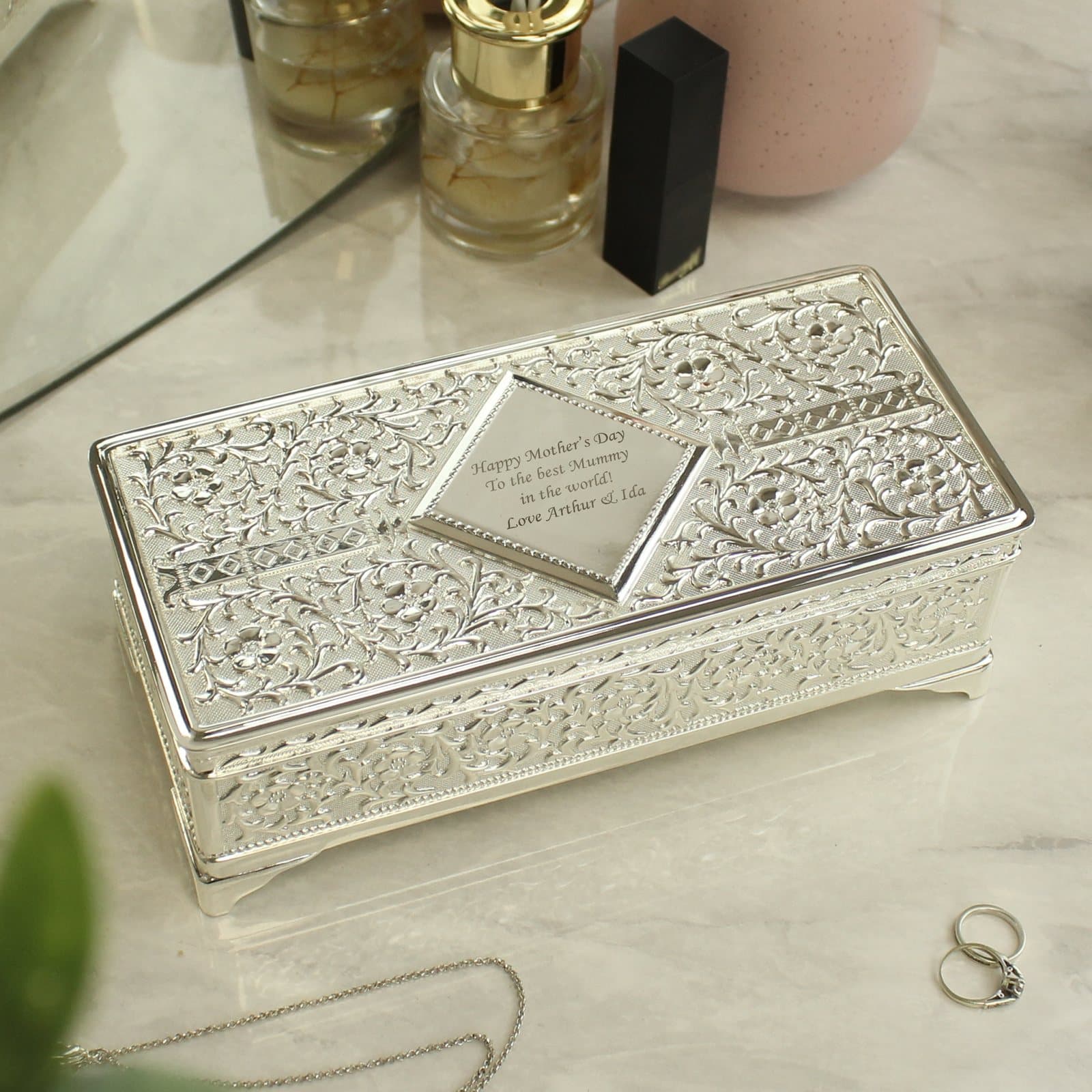 Silver plated jewellery box with hinged lid and personalised text