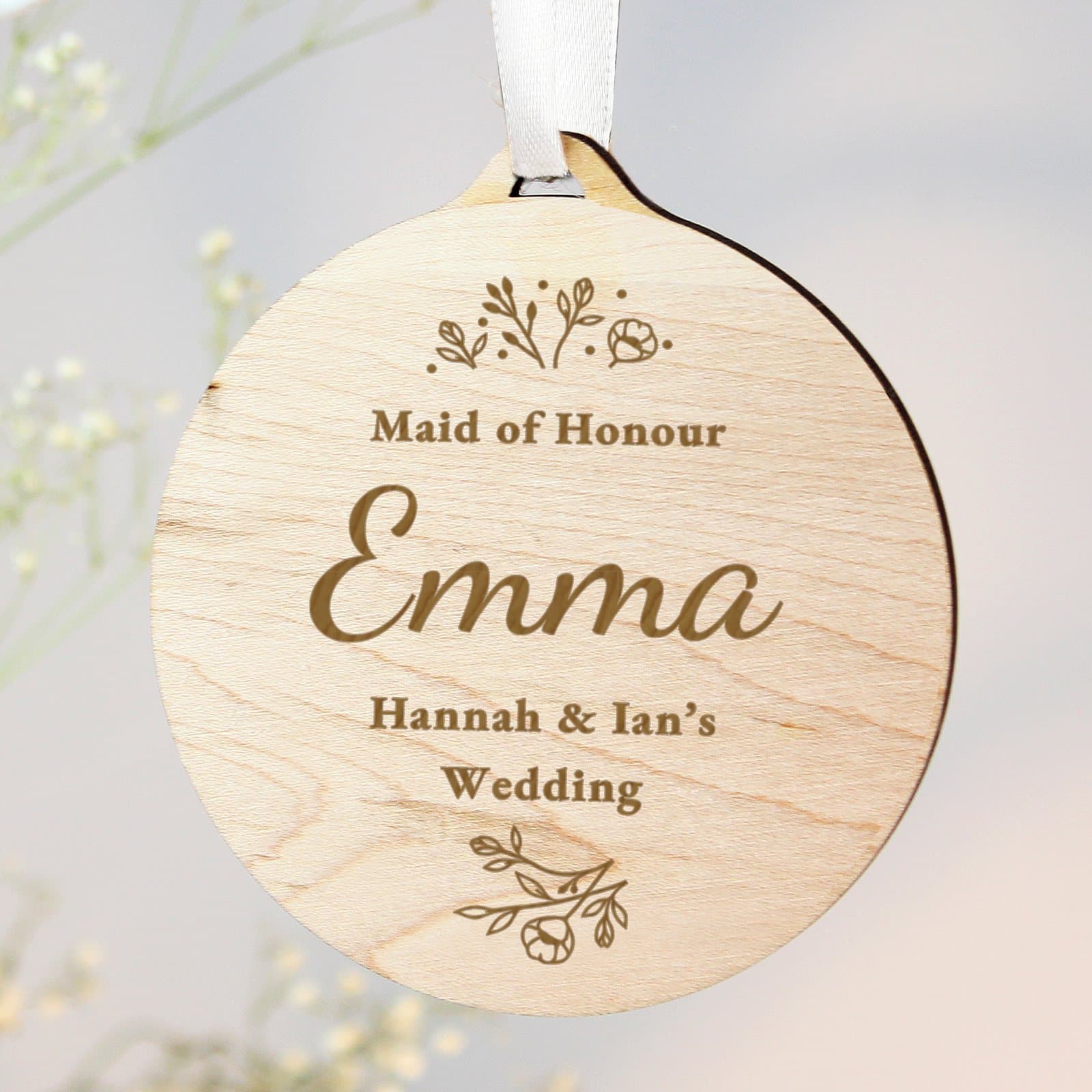 Floral round wooden wedding party tag with ribbon